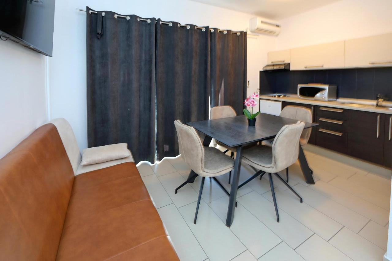 Apartments Neli Bibinje Luaran gambar