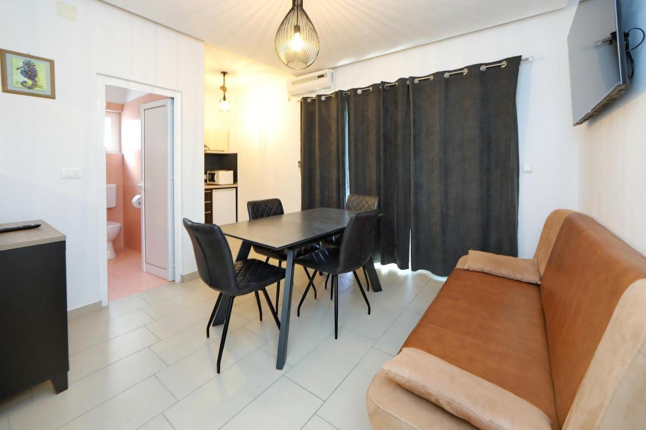 Apartments Neli Bibinje Luaran gambar