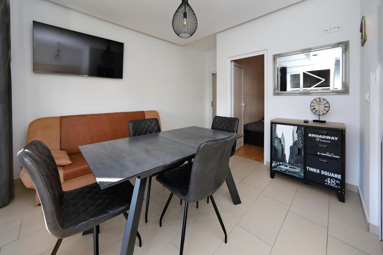 Apartments Neli Bibinje Luaran gambar