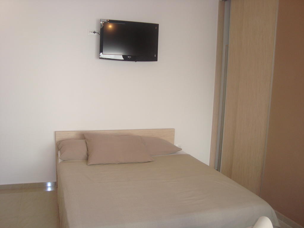 Apartments Neli Bibinje Bilik gambar