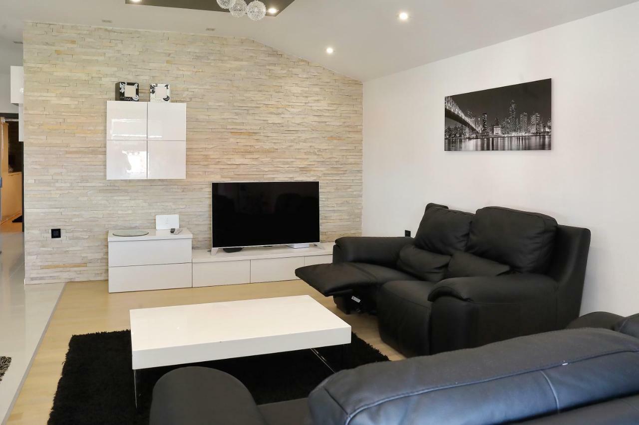 Apartments Neli Bibinje Luaran gambar