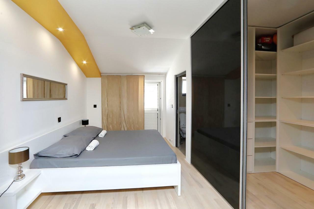 Apartments Neli Bibinje Luaran gambar