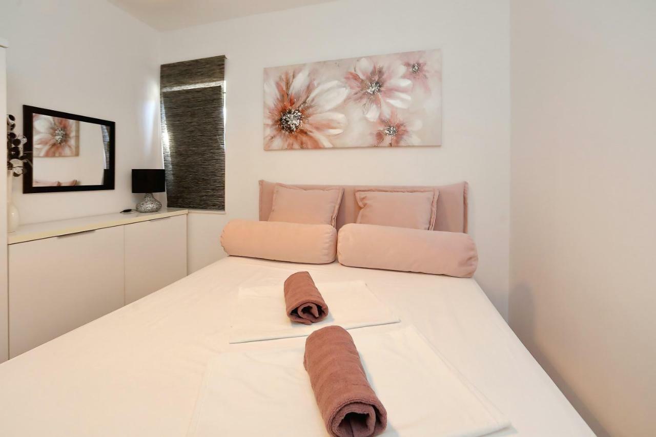 Apartments Neli Bibinje Luaran gambar